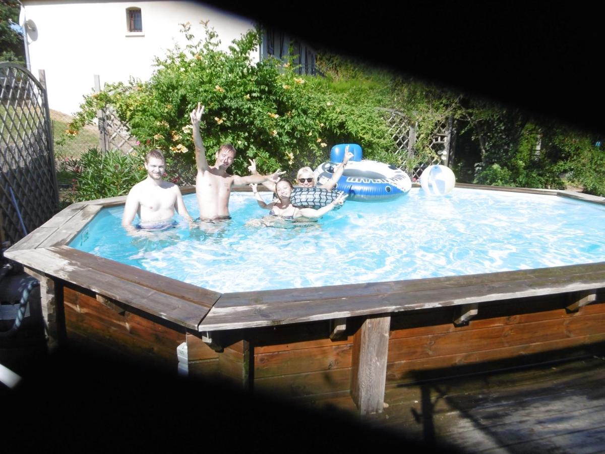 Le Chat Qui Peche B&B Châteauneuf-la-Forêt Exteriör bild